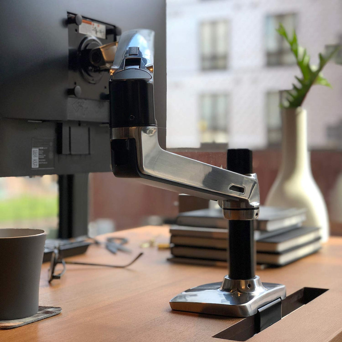 Single Monitor Arm