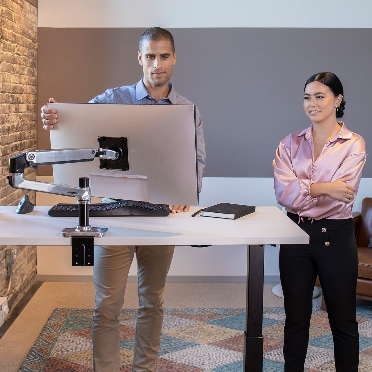 Single Monitor Arm