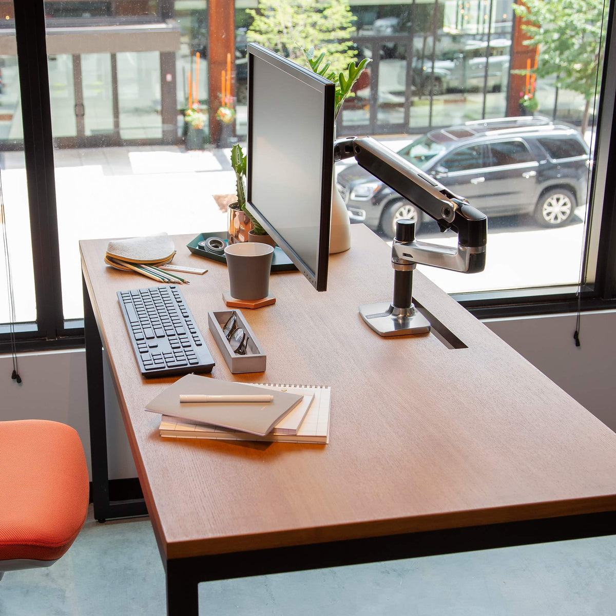 Single Monitor Arm