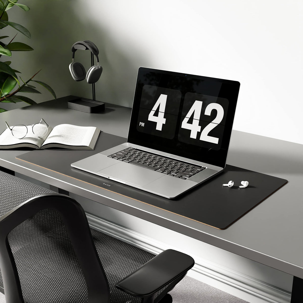 Leather Desk Mat and Mouse Pad